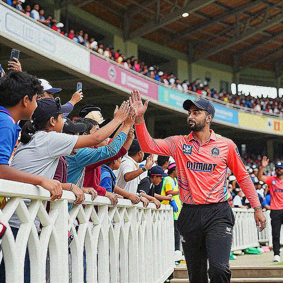 ১৪১ রানে গুটিয়ে দেওয়া প্রতিপক্ষ, তারপরও ২৫ রানে হার: বাংলাদেশের ওয়ানডে ব্যাটিংয়ের আসল ফাটল কোথায়